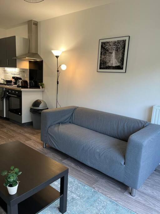 Appartement F2 De Haut Standing En Hypercentre Avec Jardin Prive A 270 M De La Gare De Mantes ! 외부 사진