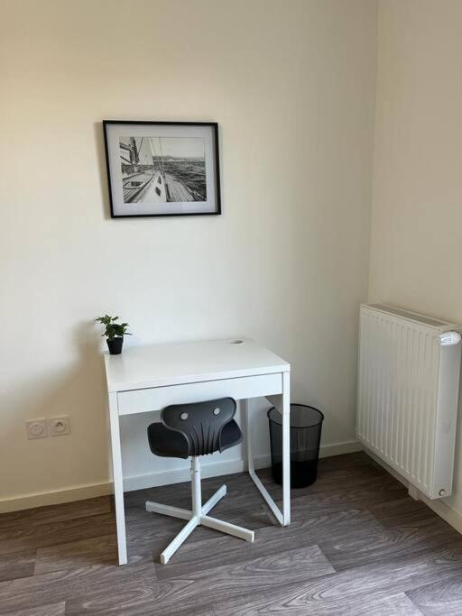 Appartement F2 De Haut Standing En Hypercentre Avec Jardin Prive A 270 M De La Gare De Mantes ! 외부 사진