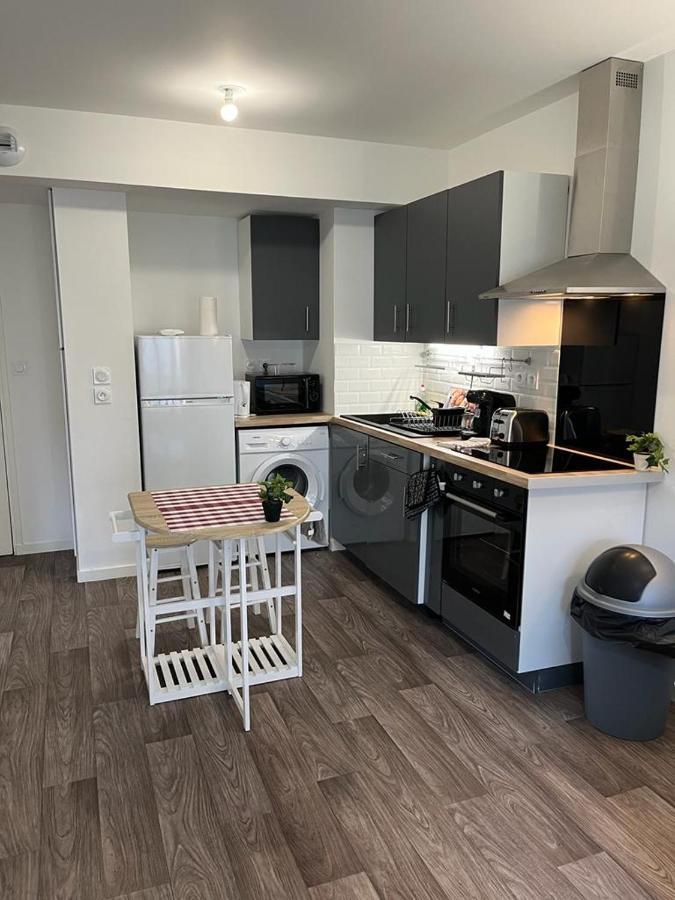 Appartement F2 De Haut Standing En Hypercentre Avec Jardin Prive A 270 M De La Gare De Mantes ! 외부 사진